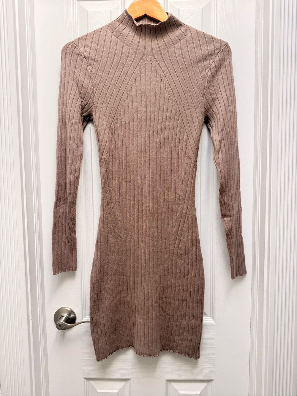 Abercrombie & Fitch Long Sleeve Mock Neck Mini Dress Brown size Medium